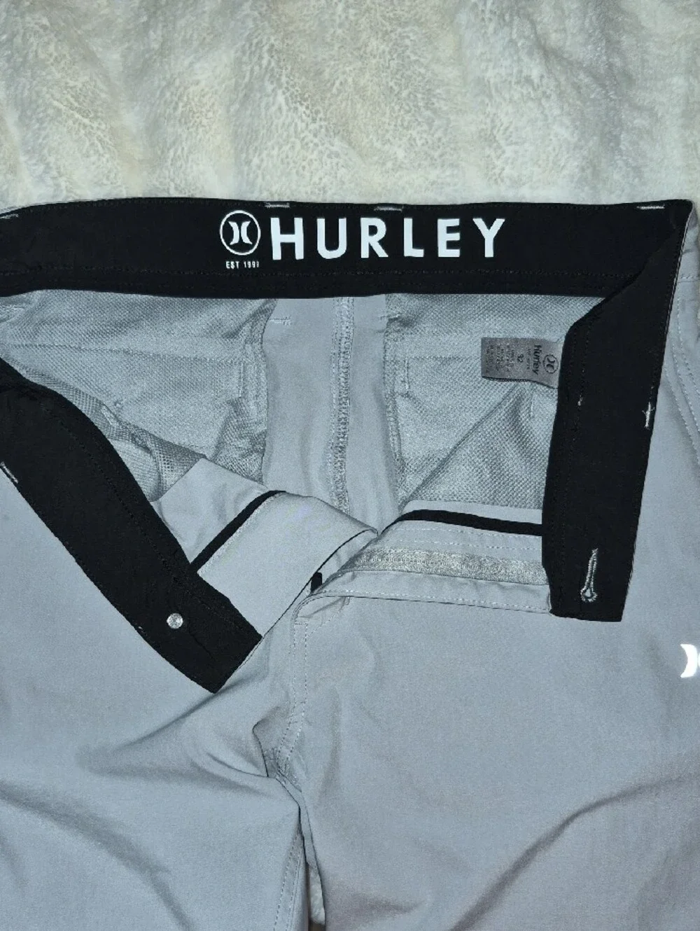 Hurley Men's Gray Athletic Shorts with Subtle Logo